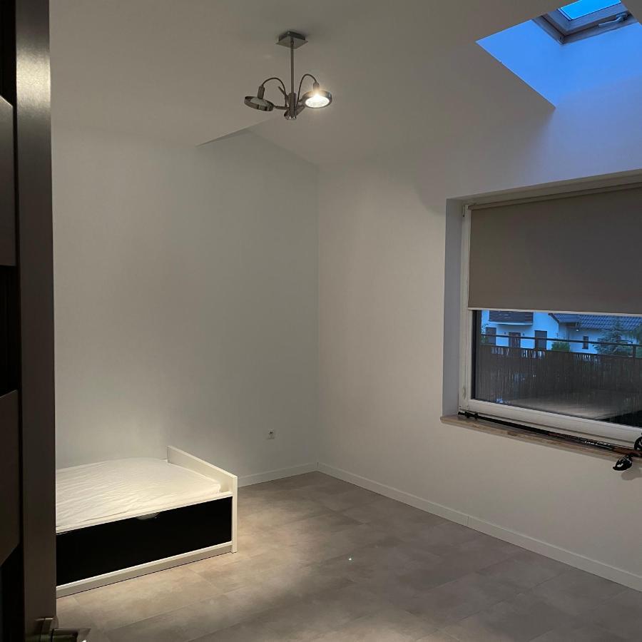 Przestronny Apartament Żagań エクステリア 写真