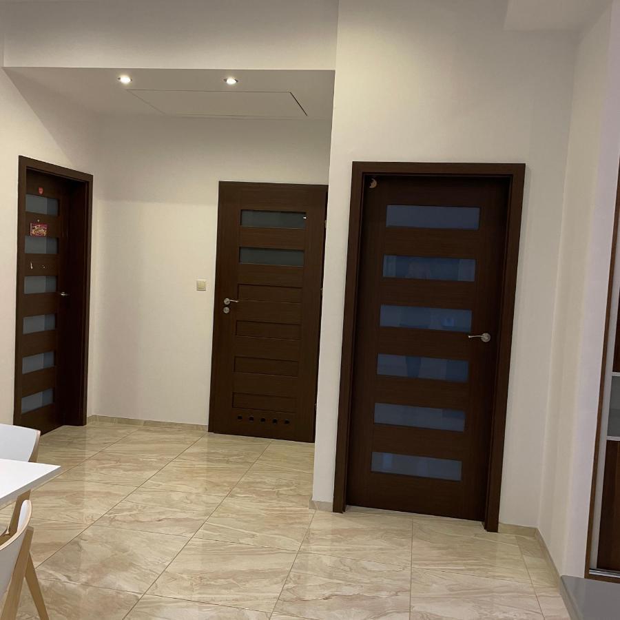 Przestronny Apartament Żagań エクステリア 写真